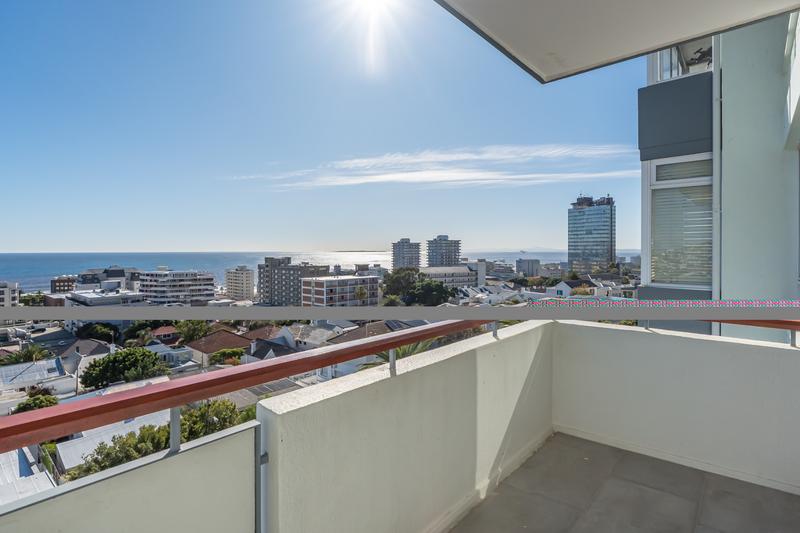 To Let 1 Bedroom Property for Rent in Sea Point Western Cape